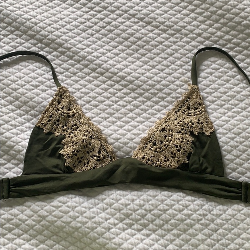 Blue Life Lace Bikini Top🥰😍